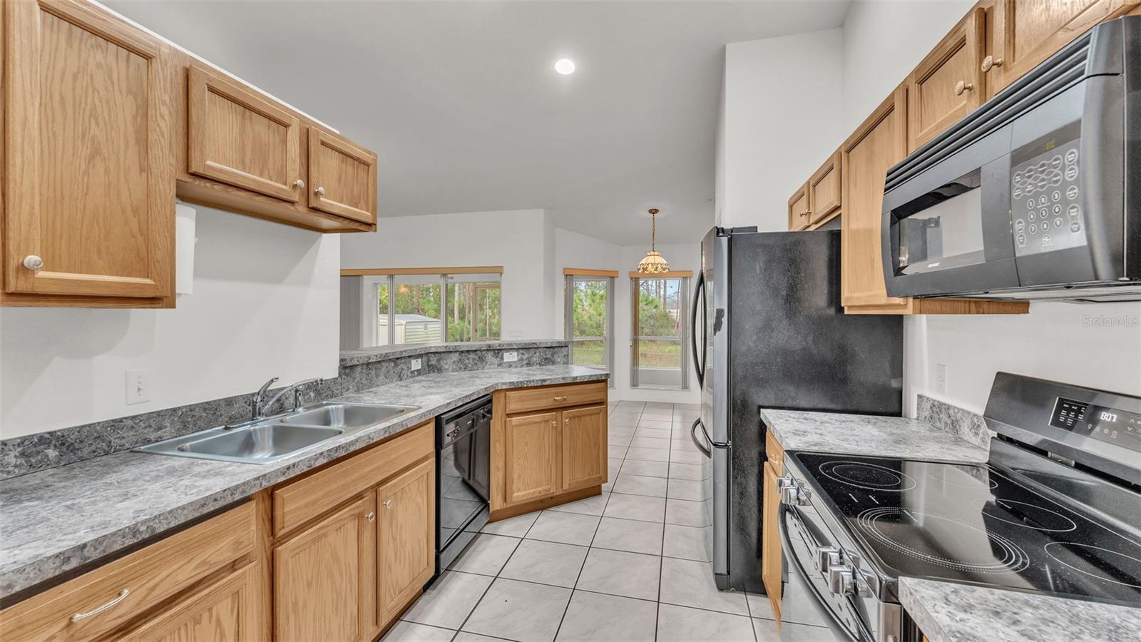 2612 MAGNOLIA CIR, LAKE WALES, FL, 33898