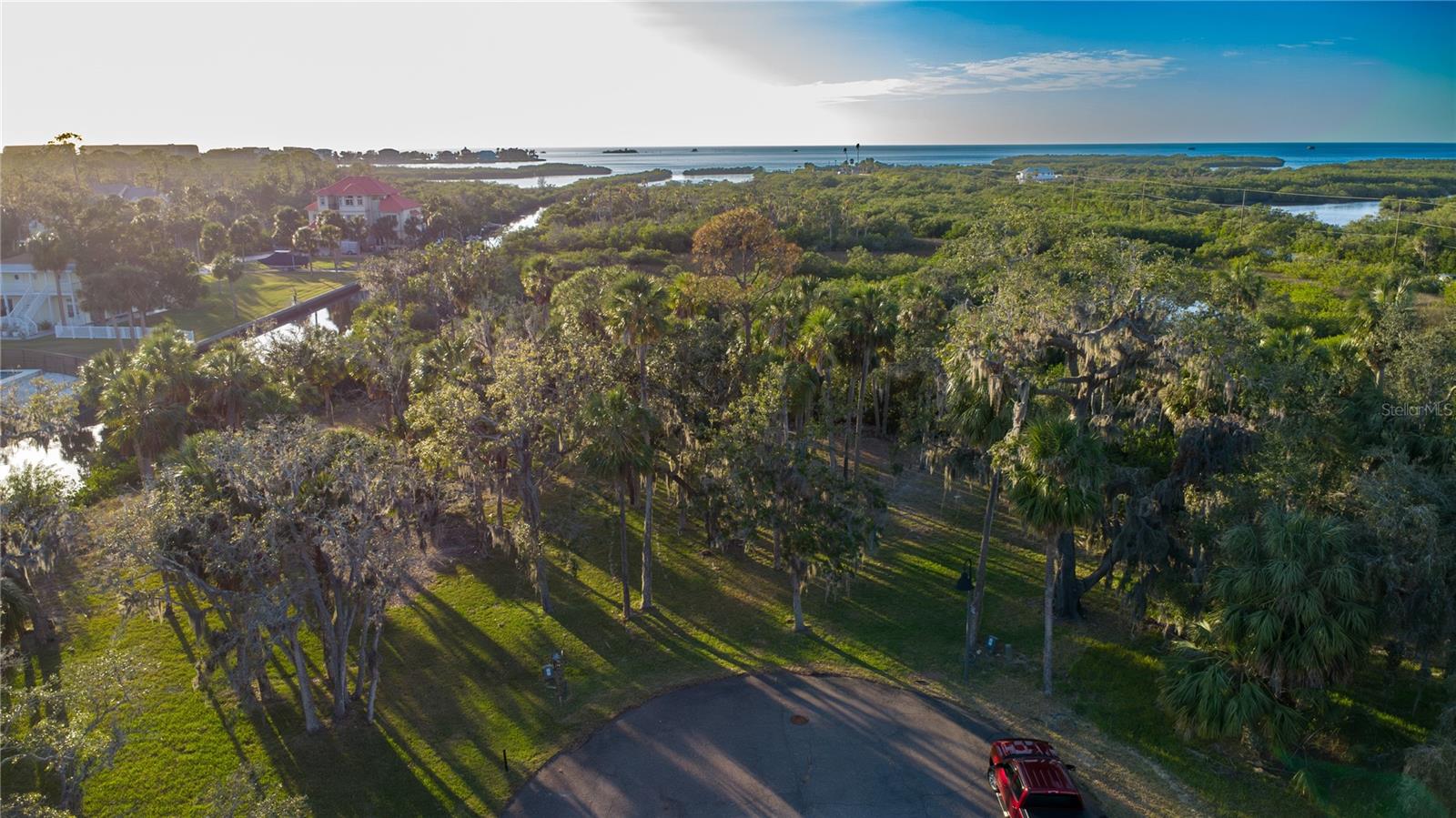 5352 TROPICAL WOODS CT, PORT RICHEY, FL, 34668