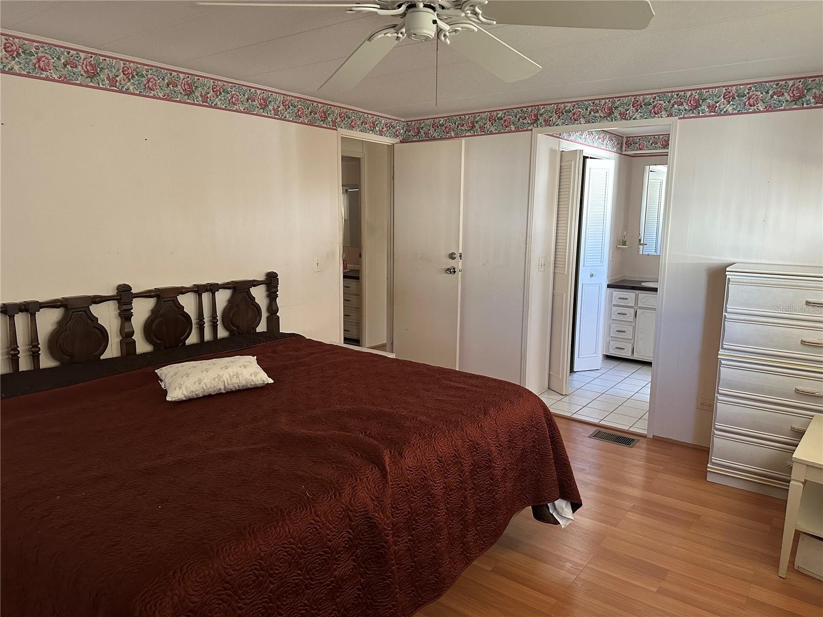 5691 BEGONIA RD, VENICE, FL, 34293