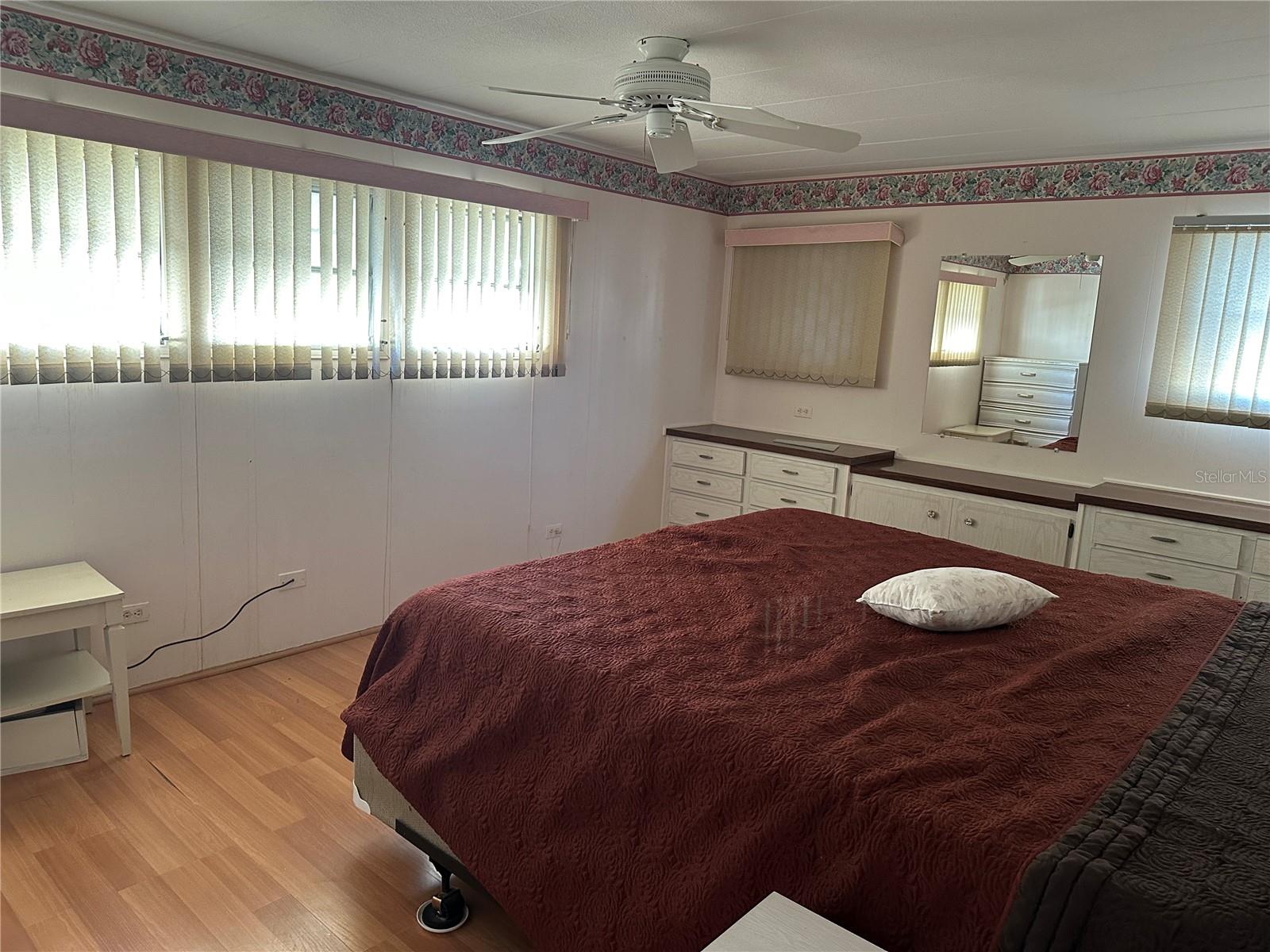 5691 BEGONIA RD, VENICE, FL, 34293