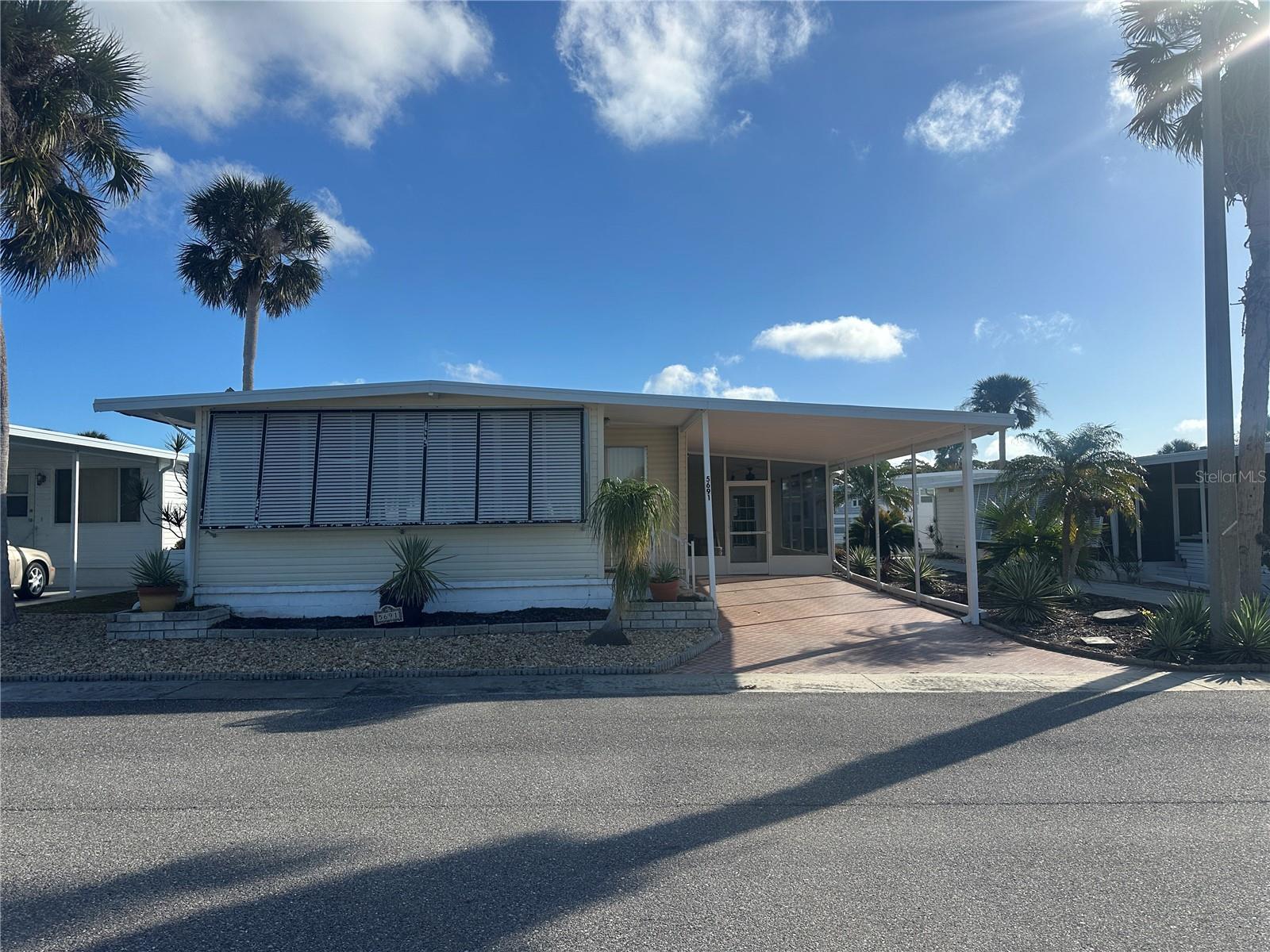 5691 BEGONIA RD, VENICE, FL, 34293