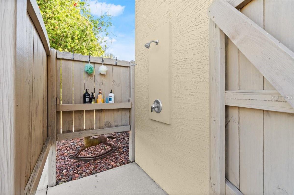 140 LITTLE BROWN CHURCH RD, PIERSON, FL, 32180