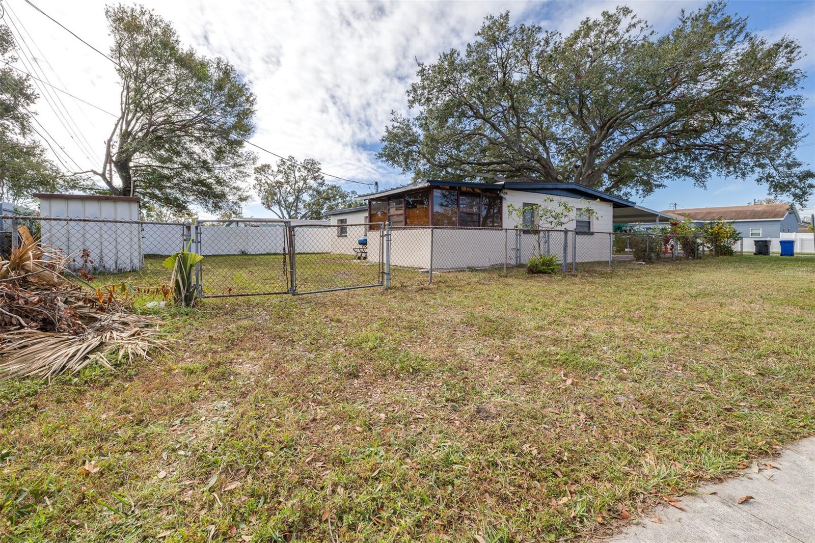 6019 N CLARK AVE, TAMPA, FL, 33614
