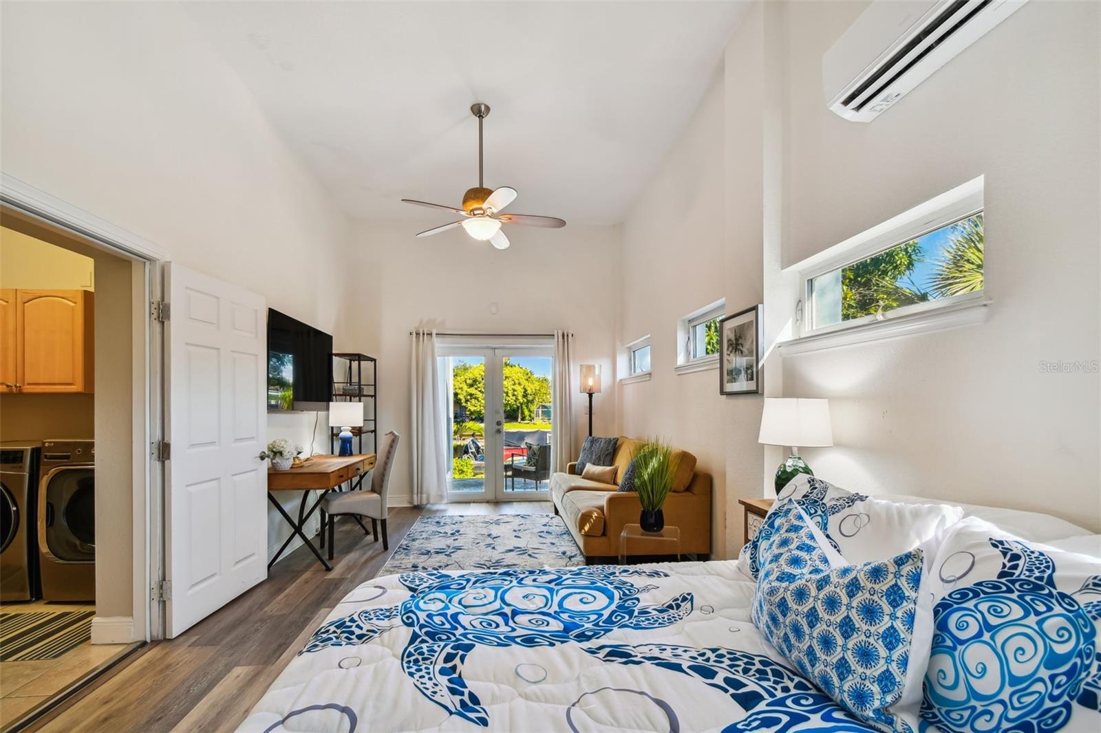 2127 LUSITANIA DR, SARASOTA, FL, 34231