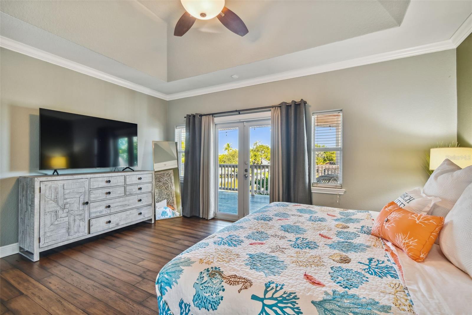 2127 LUSITANIA DR, SARASOTA, FL, 34231