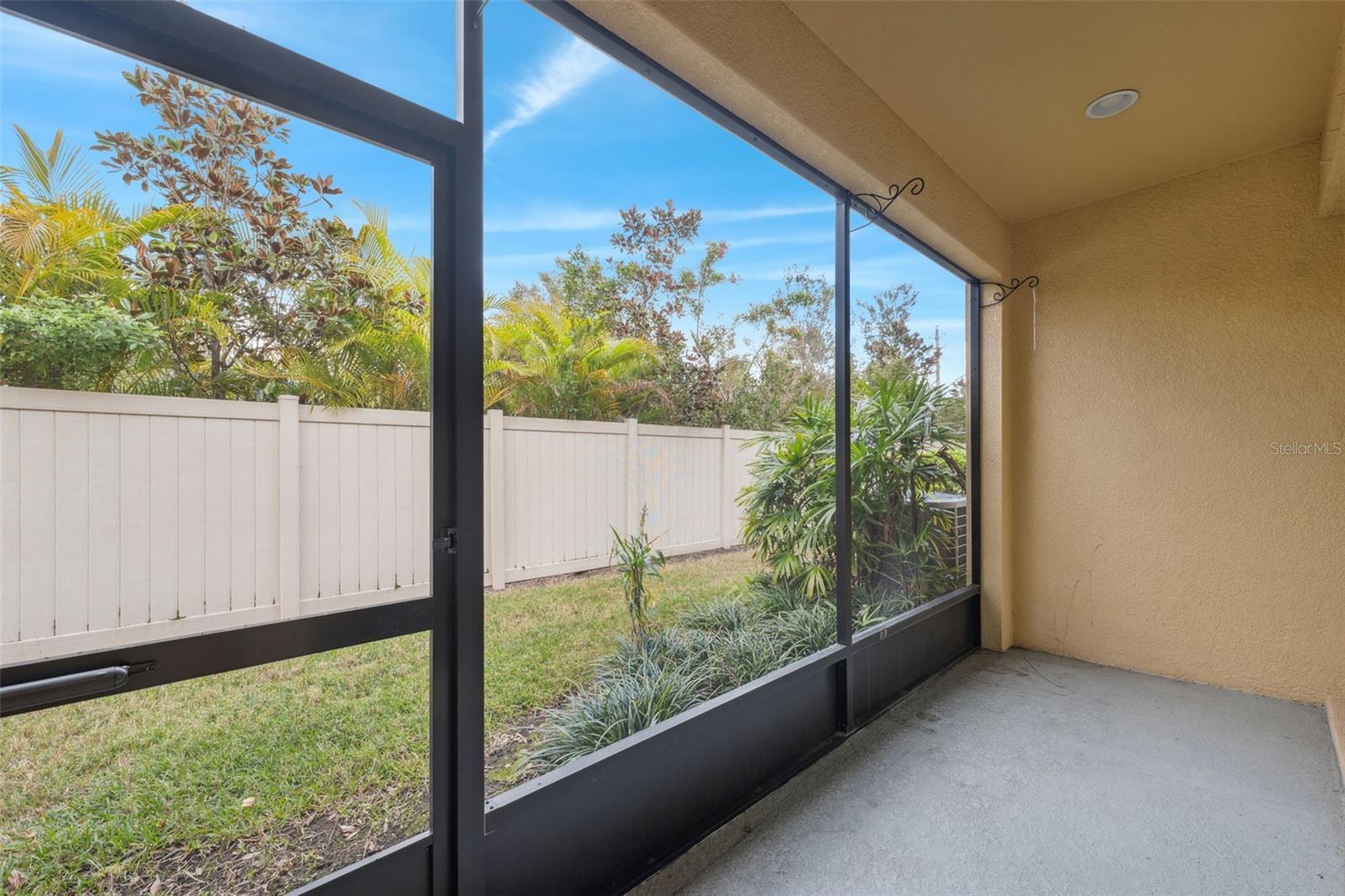 8723 TERRACINA LAKE DR, TAMPA, FL, 33625