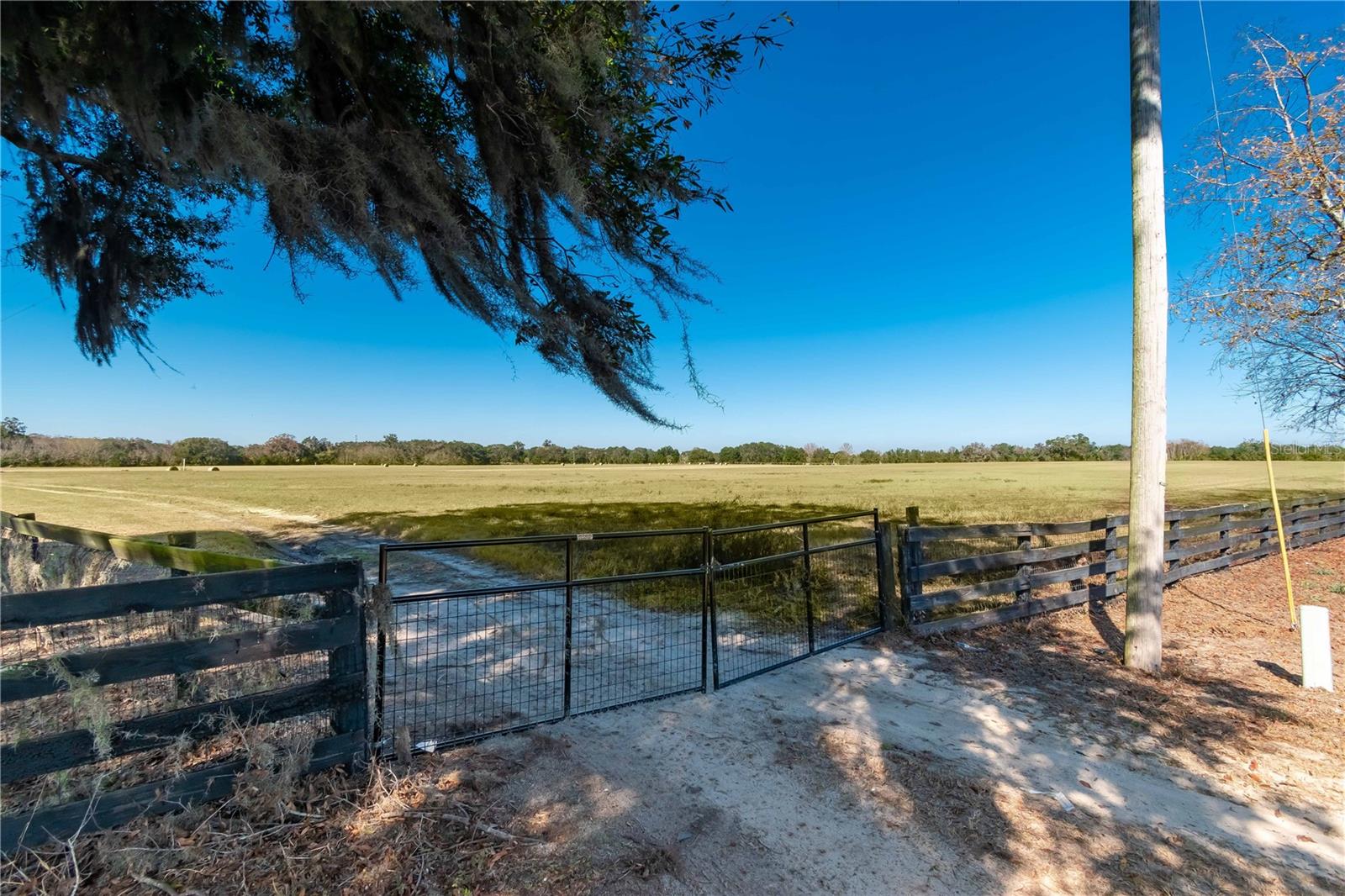 14130 N US HIGHWAY 301, CITRA, FL, 32113