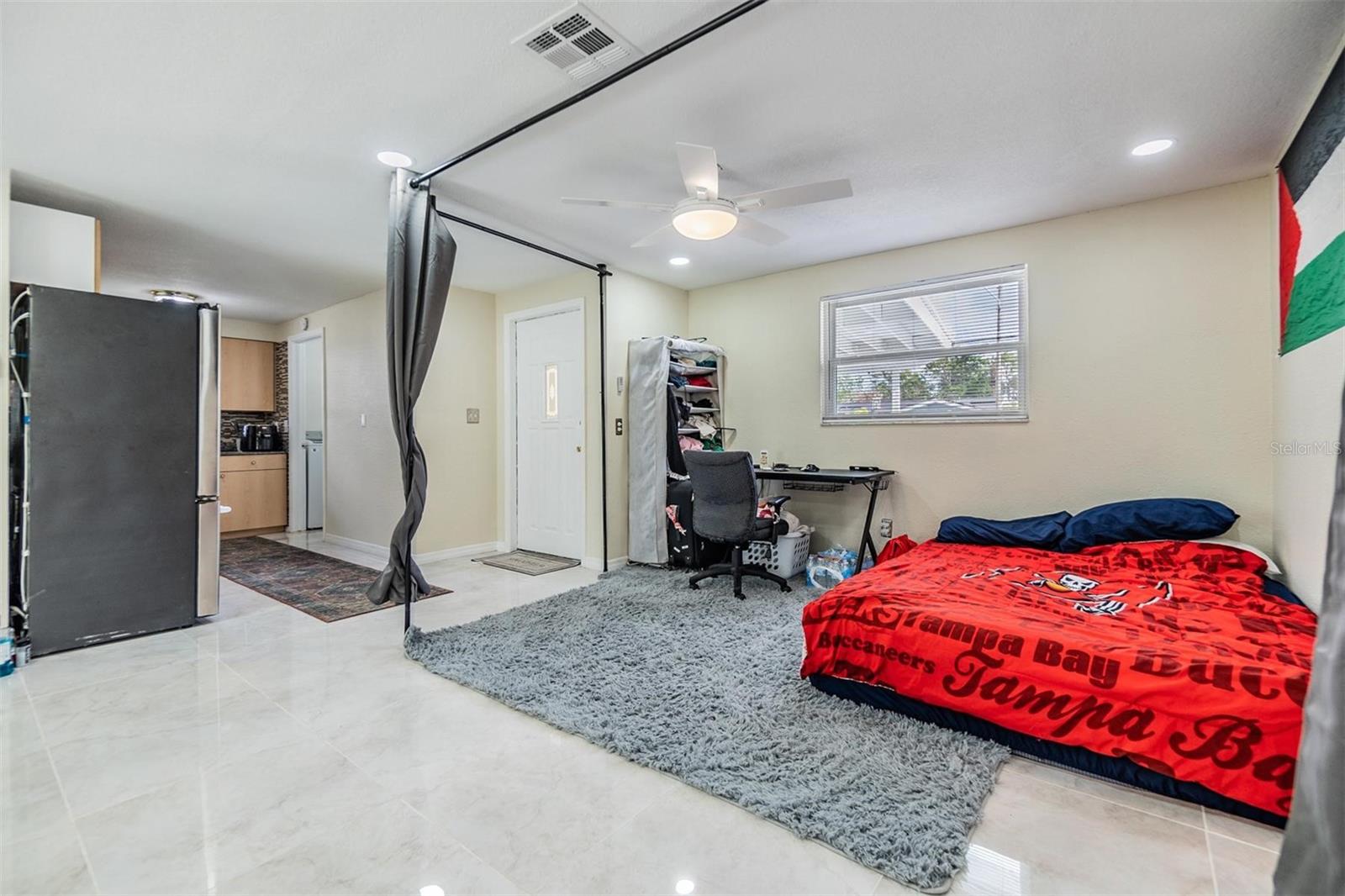 8820 52ND ST N, PINELLAS PARK, FL, 33782