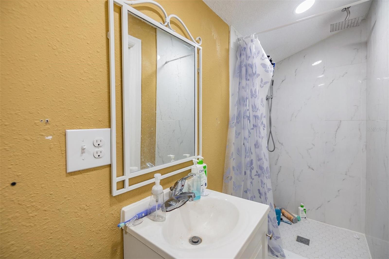 8820 52ND ST N, PINELLAS PARK, FL, 33782