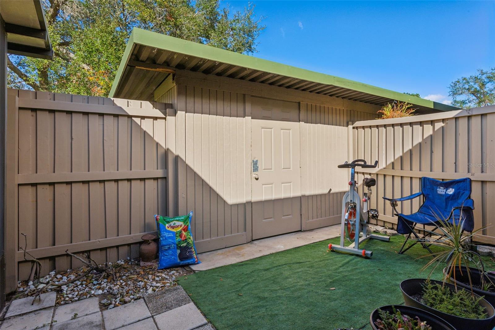 7901 SUGARCANE CT, TEMPLE TERRACE, FL, 33637