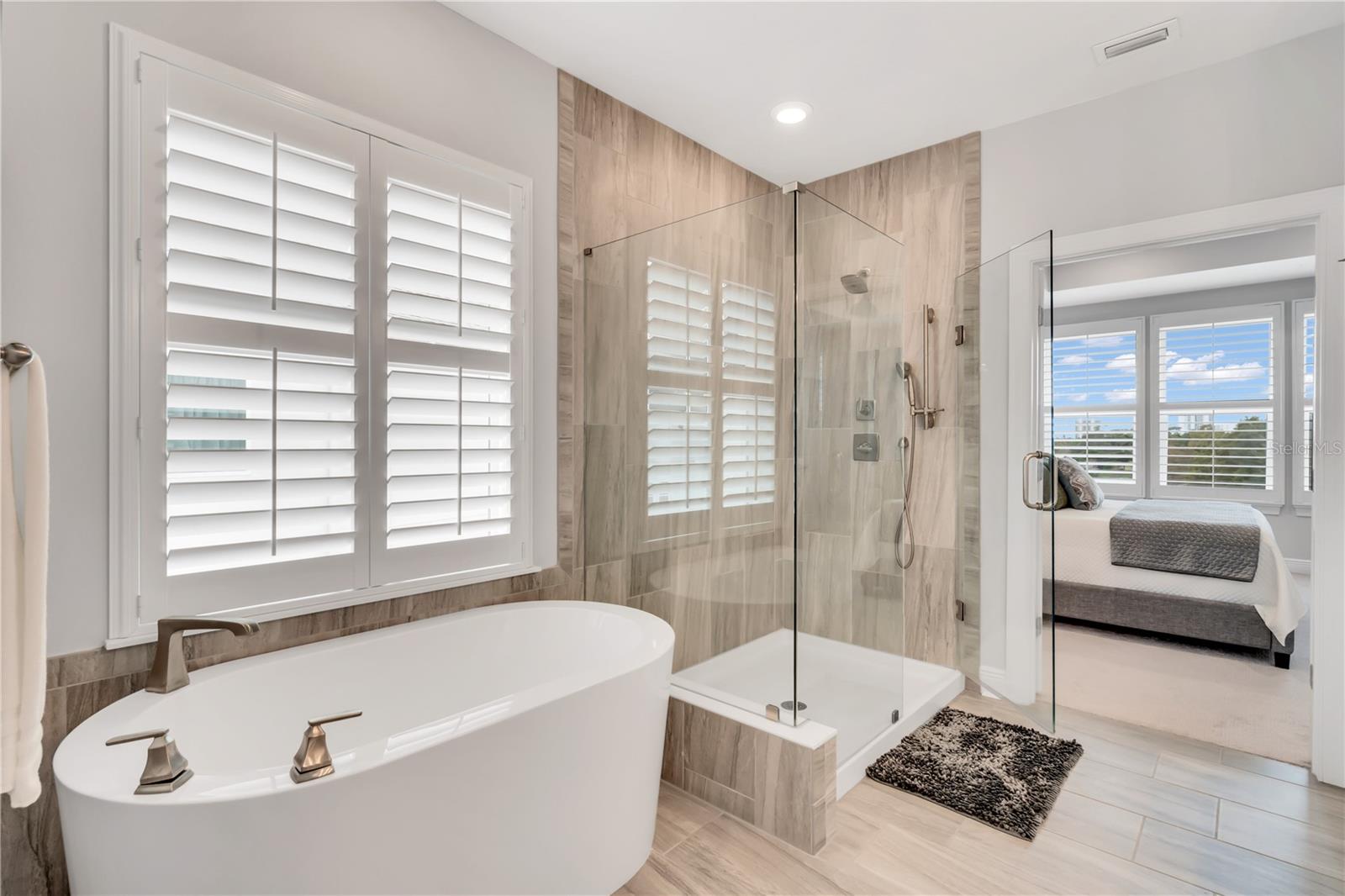 421 GOWDY RD, SARASOTA, FL, 34237
