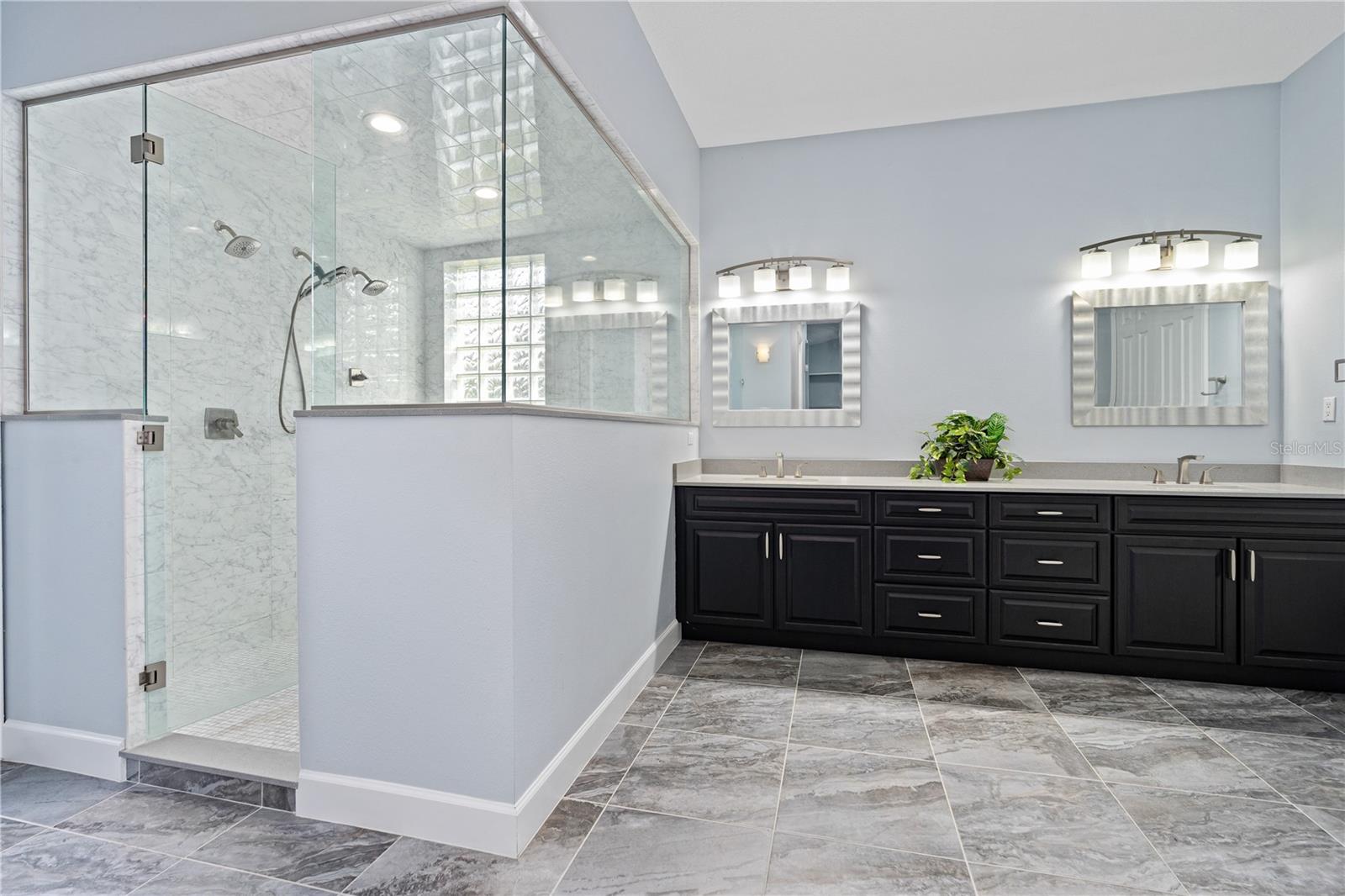 1975 SPRUCE CREEK CIR, PORT ORANGE, FL, 32128