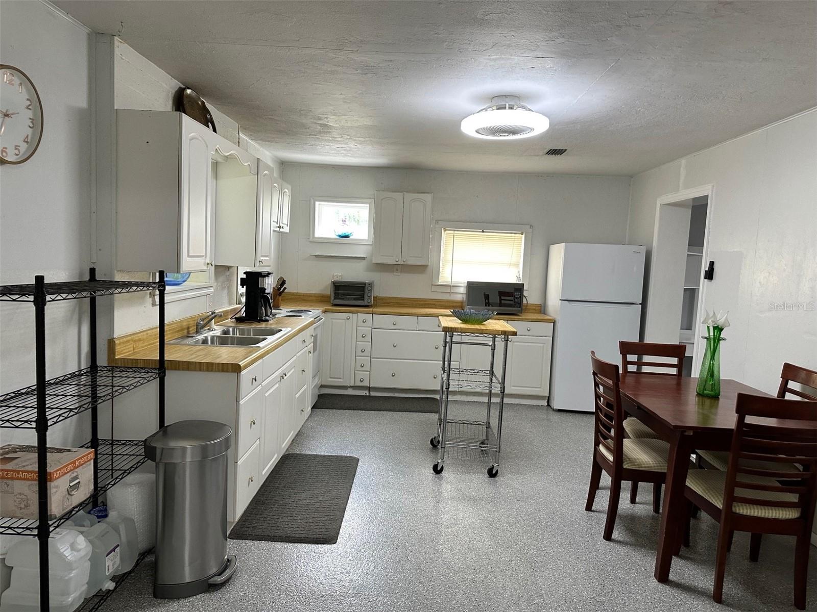 2670 SE 68TH ST, INGLIS, FL, 34449