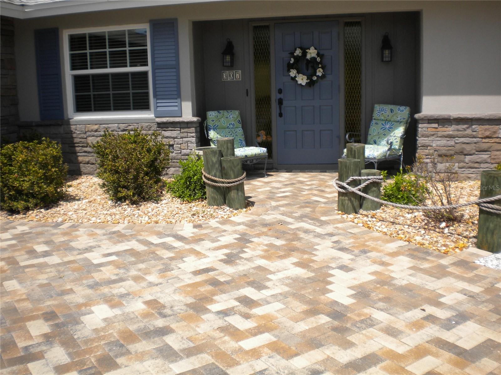 307 AVENIDA DE PARADISIO, SARASOTA, FL, 34242