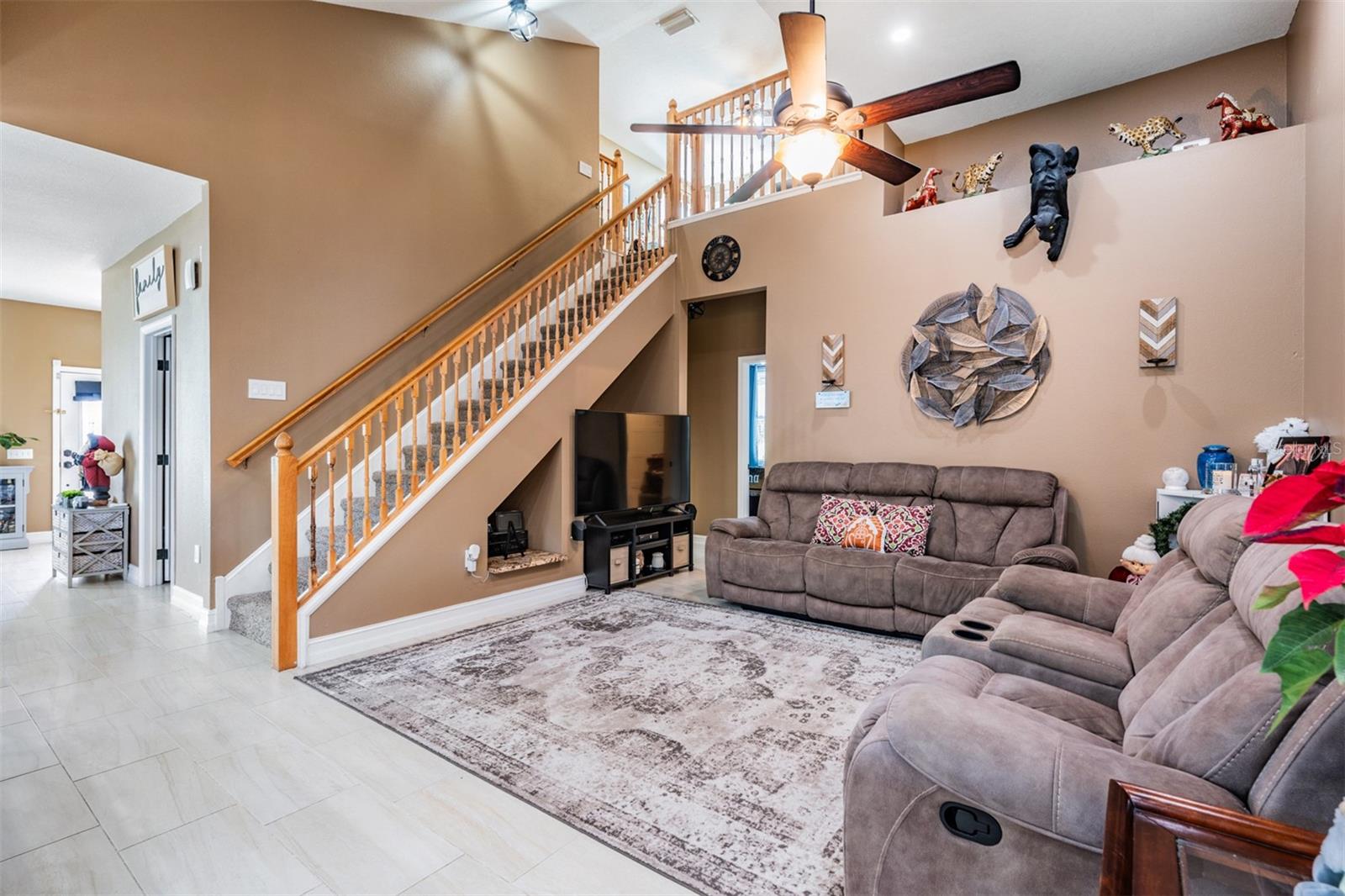 727 GRAND CANYON DR, VALRICO, FL, 33594