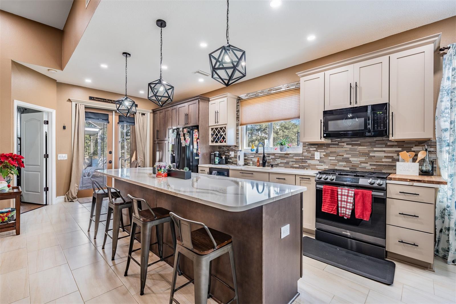727 GRAND CANYON DR, VALRICO, FL, 33594