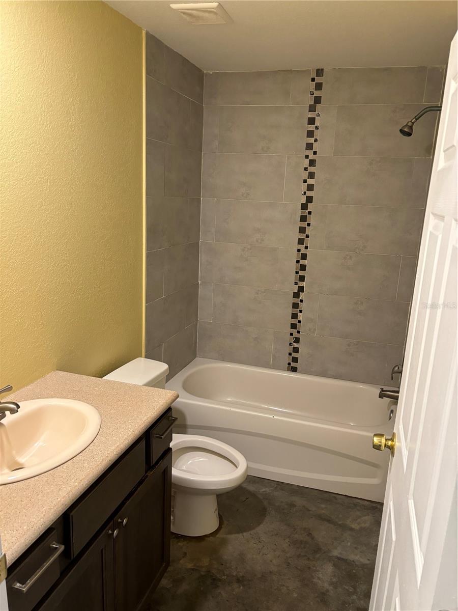 2010 S LAKE CANNON DR NW, WINTER HAVEN, FL, 33881