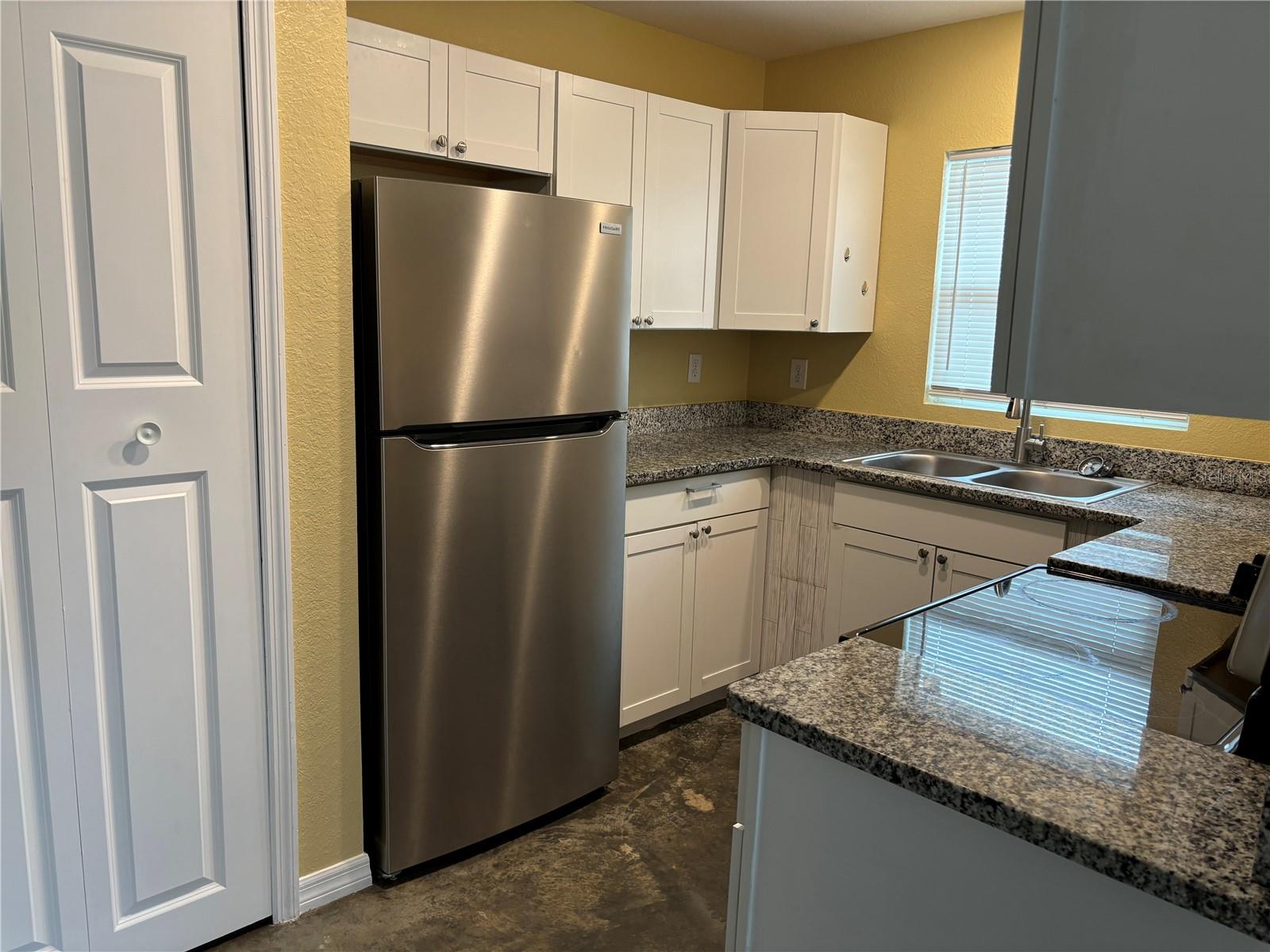 2010 S LAKE CANNON DR NW, WINTER HAVEN, FL, 33881