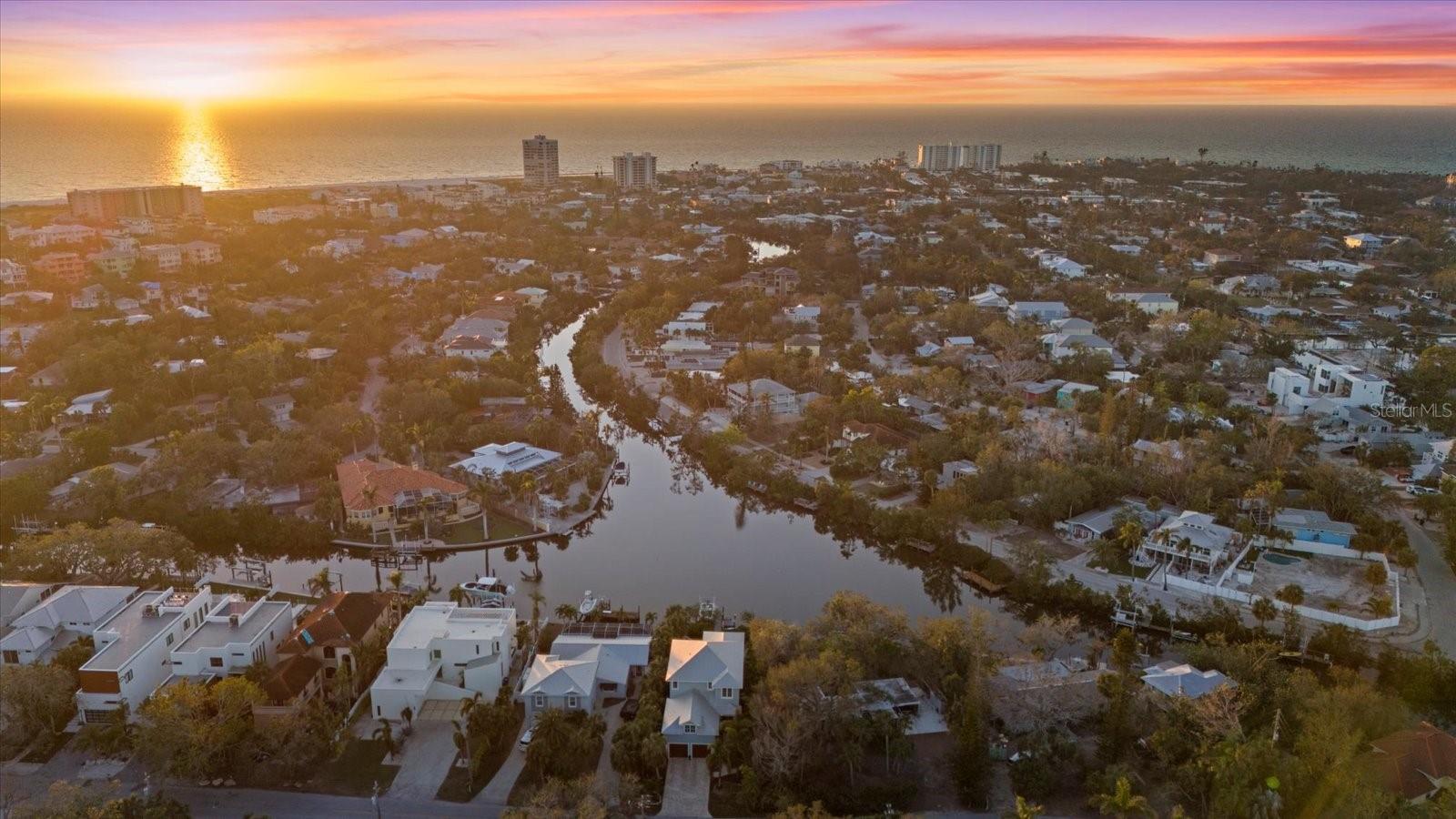 5246 AVENIDA DEL MARE, SARASOTA, FL, 34242