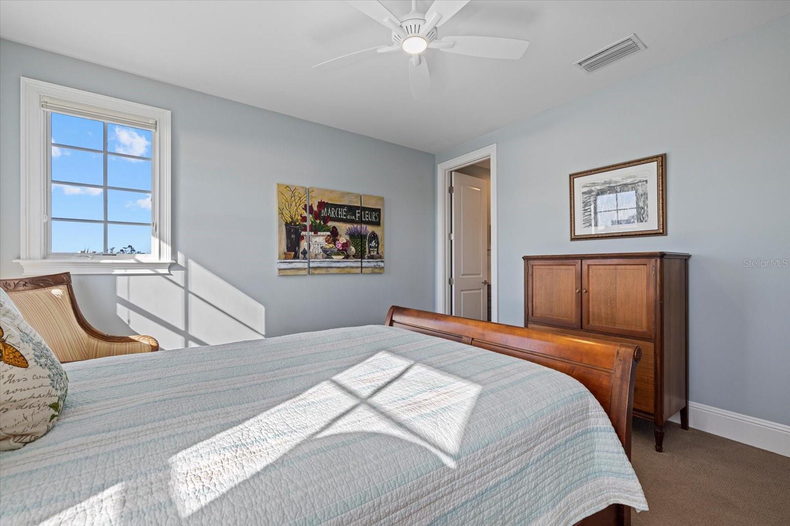 5246 AVENIDA DEL MARE, SARASOTA, FL, 34242