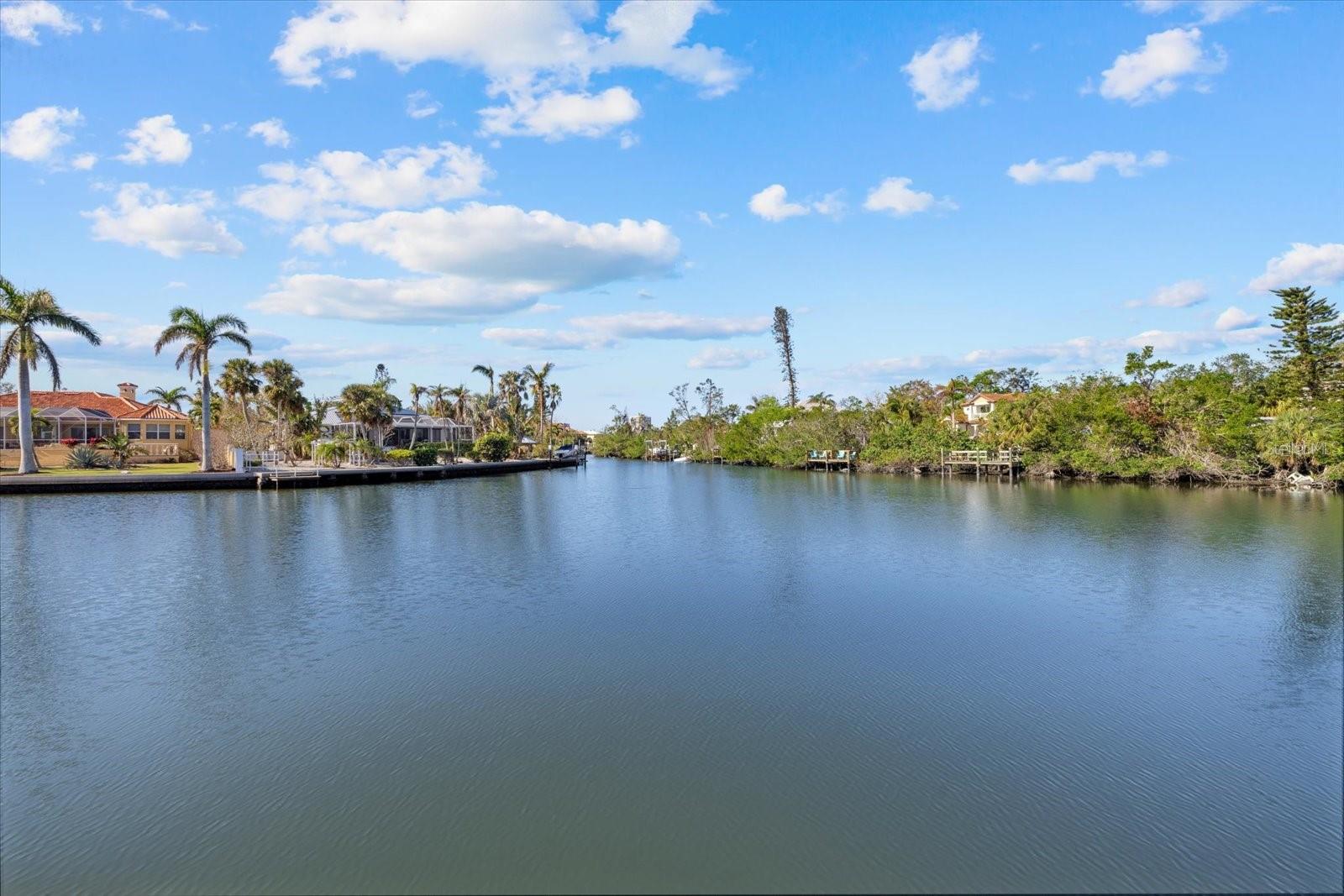 5246 AVENIDA DEL MARE, SARASOTA, FL, 34242