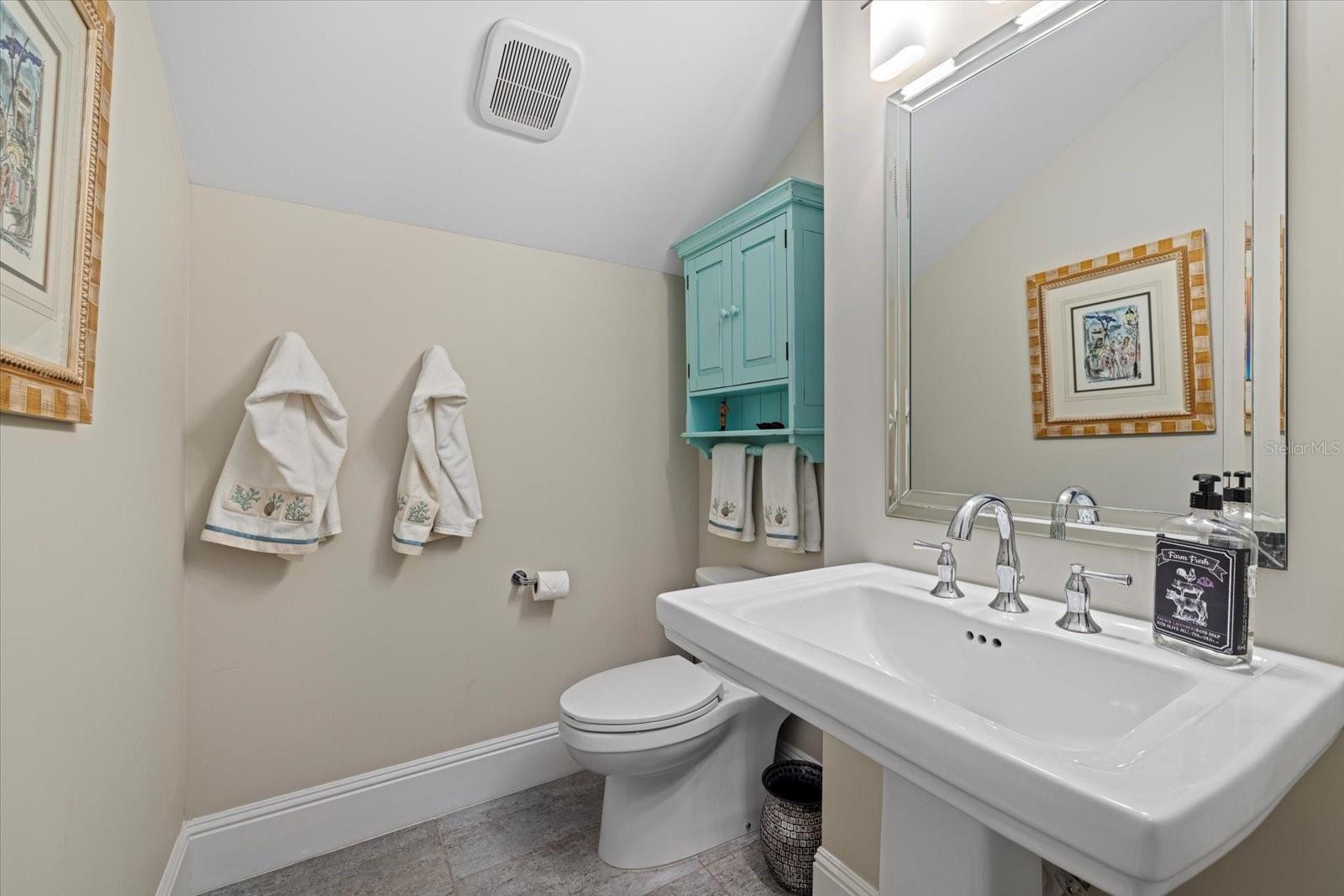 5246 AVENIDA DEL MARE, SARASOTA, FL, 34242