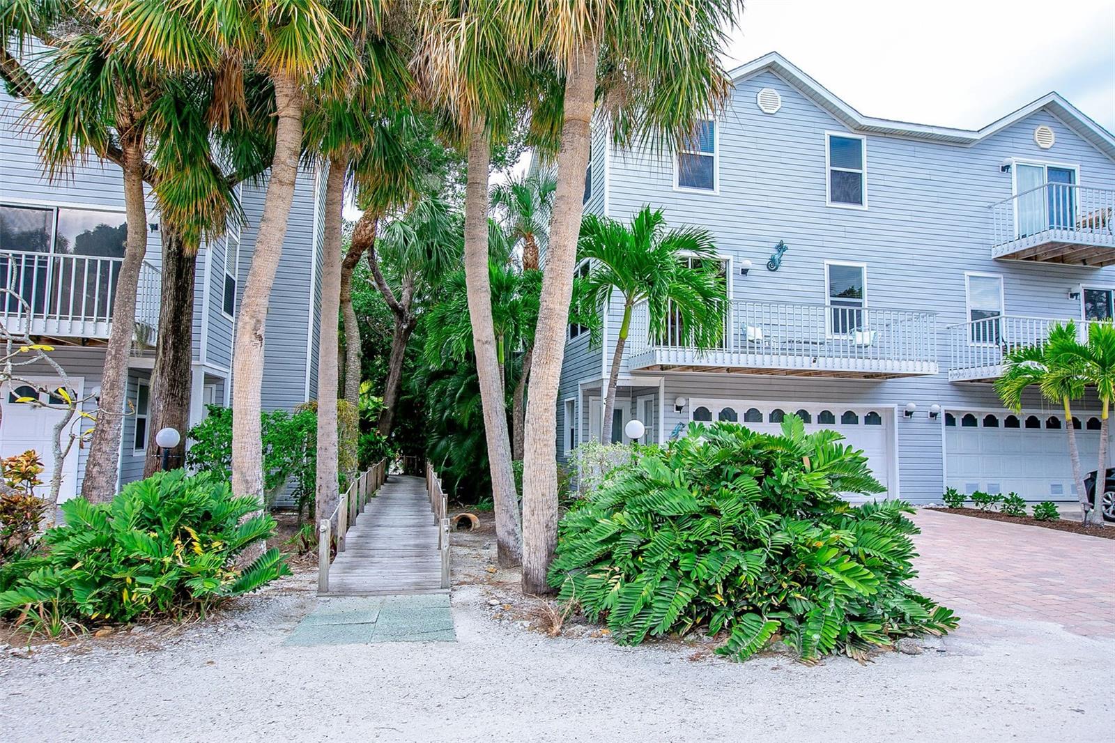 6250 HOLMES BLVD #32, HOLMES BEACH, FL, 34217