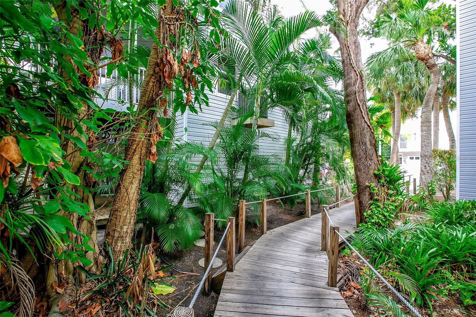 6250 HOLMES BLVD #32, HOLMES BEACH, FL, 34217