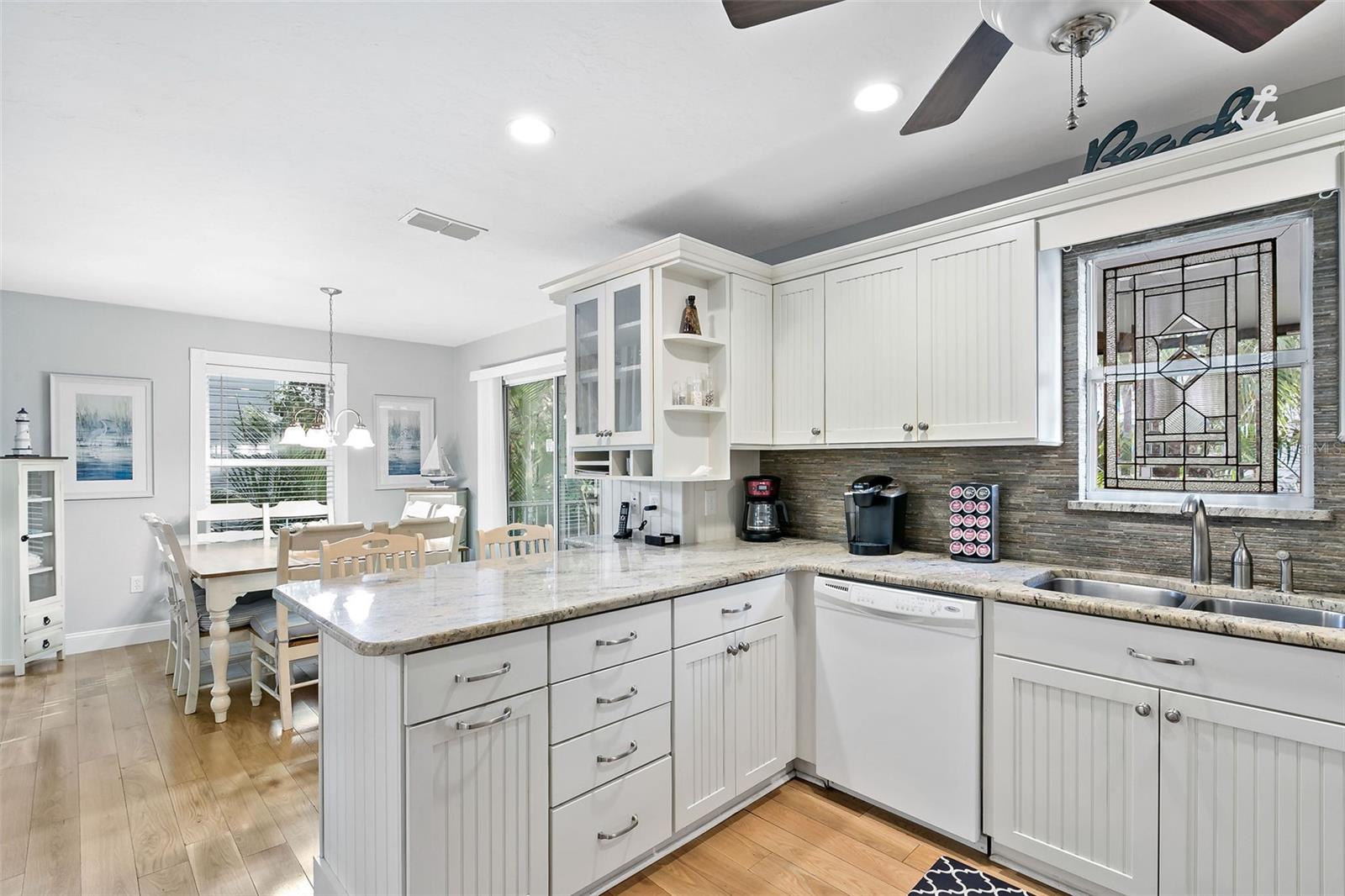 6250 HOLMES BLVD #32, HOLMES BEACH, FL, 34217