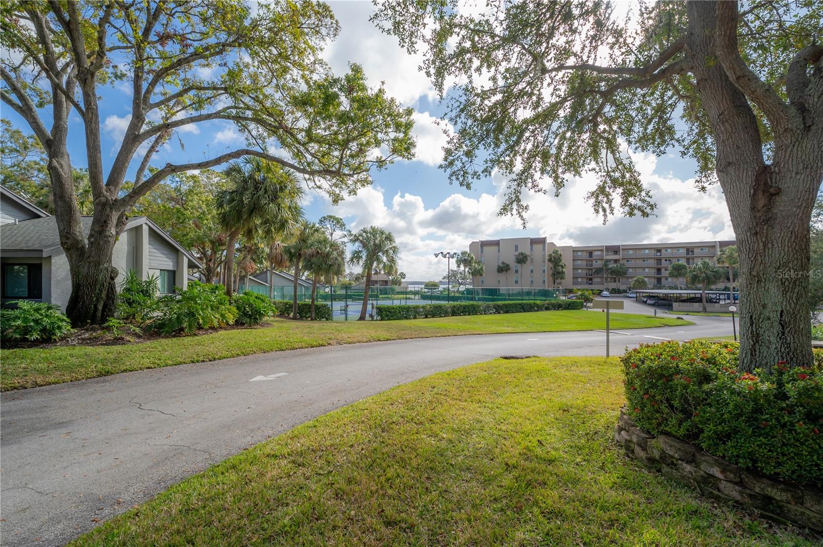 90 S HIGHLAND AVE #416, TARPON SPRINGS, FL, 34689