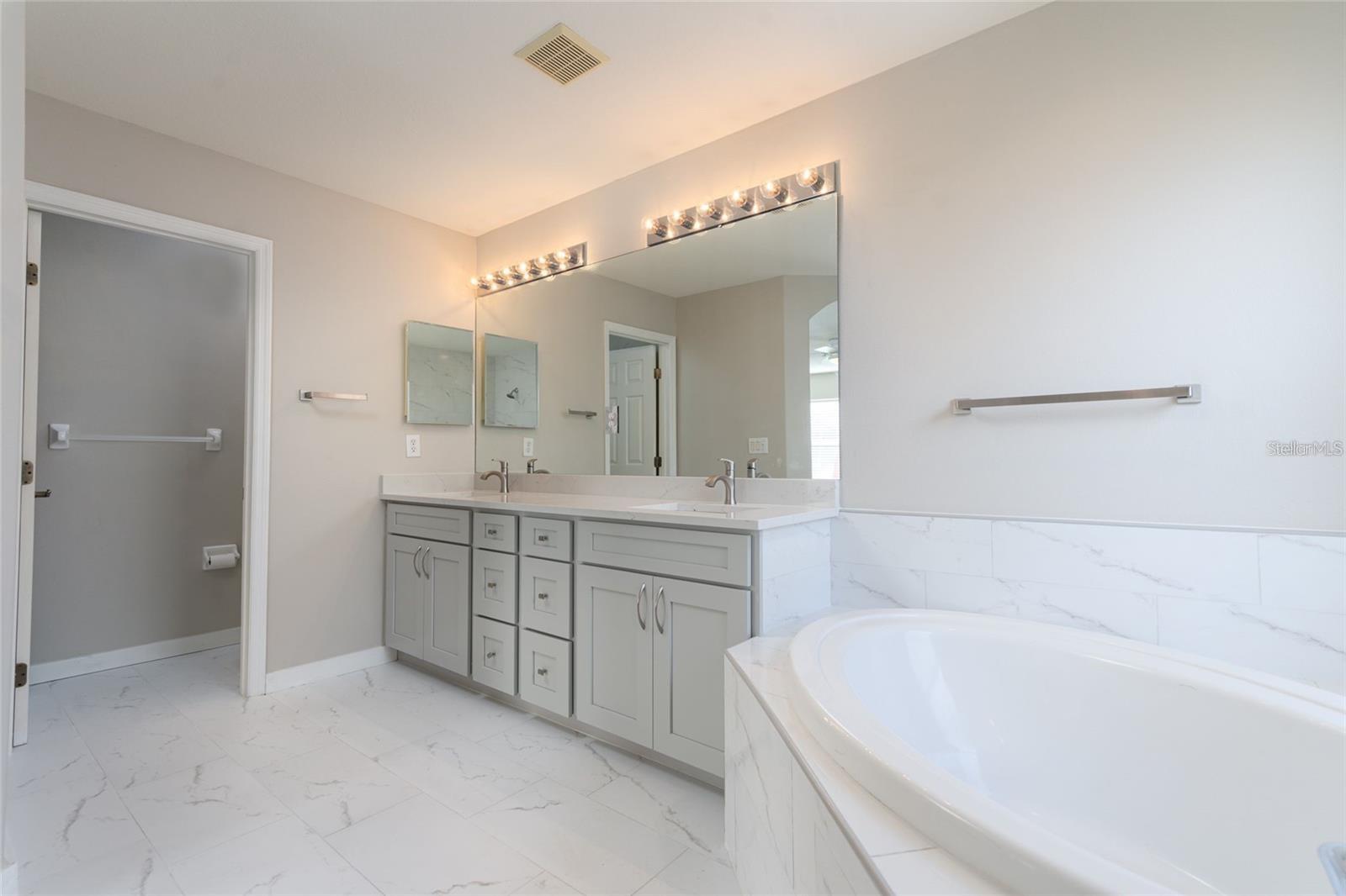 14905 BERKFORD AVE, TAMPA, FL, 33625