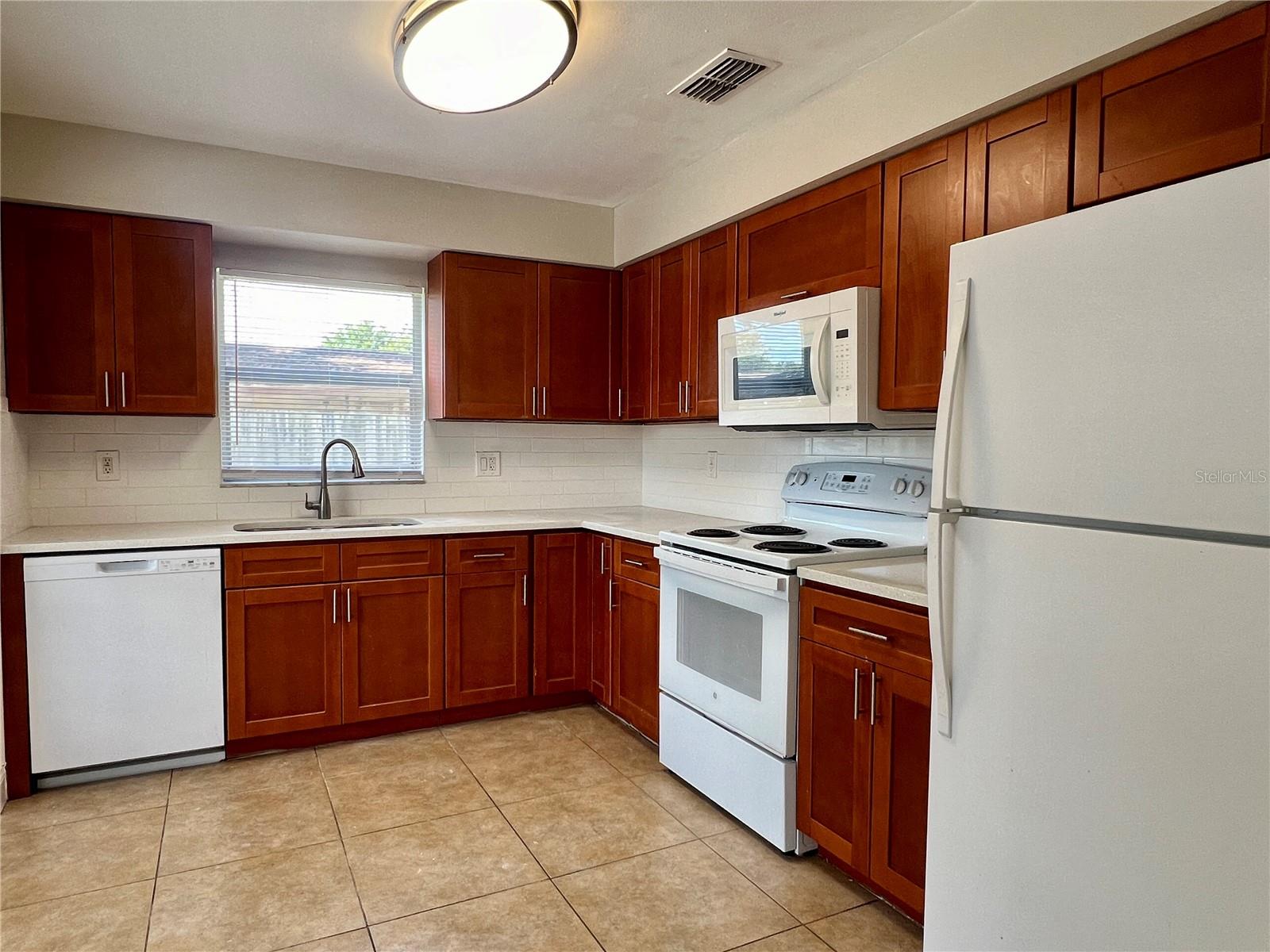 1029 RED OAK CIR, BRANDON, FL, 33511