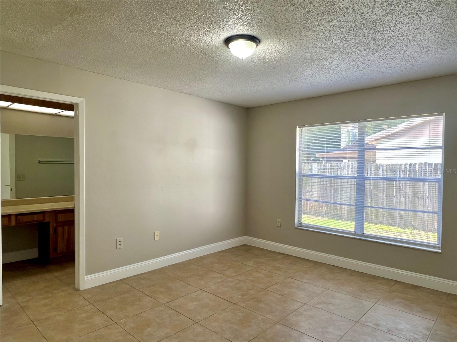 1029 RED OAK CIR, BRANDON, FL, 33511