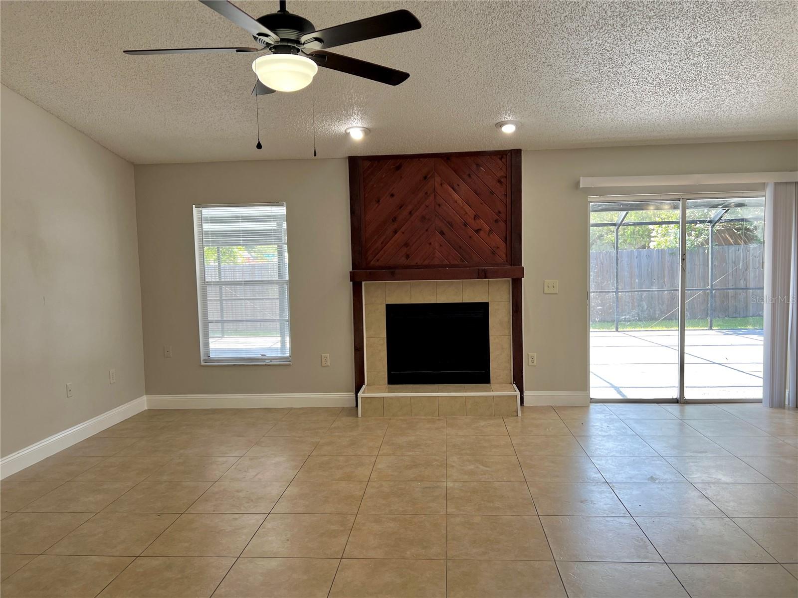 1029 RED OAK CIR, BRANDON, FL, 33511