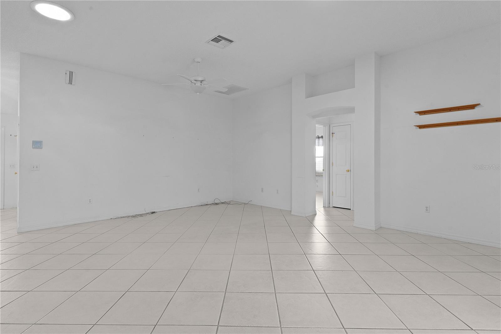2570 CARIBE DR, THE VILLAGES, FL, 32162