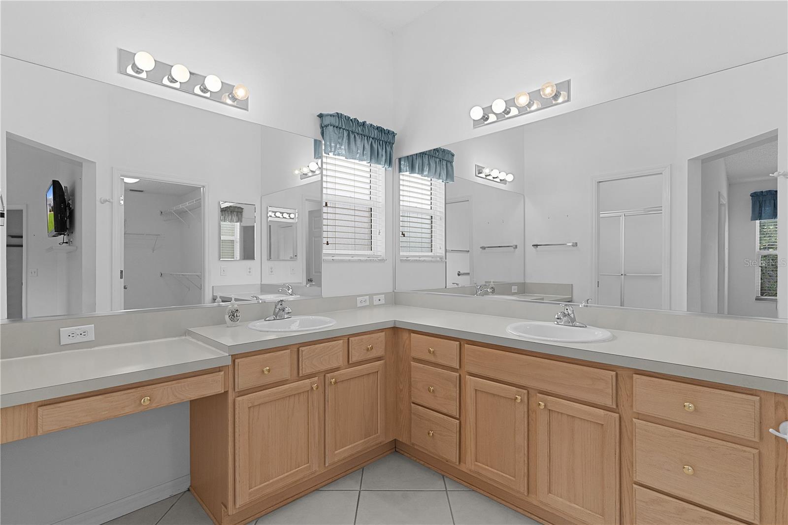 2570 CARIBE DR, THE VILLAGES, FL, 32162