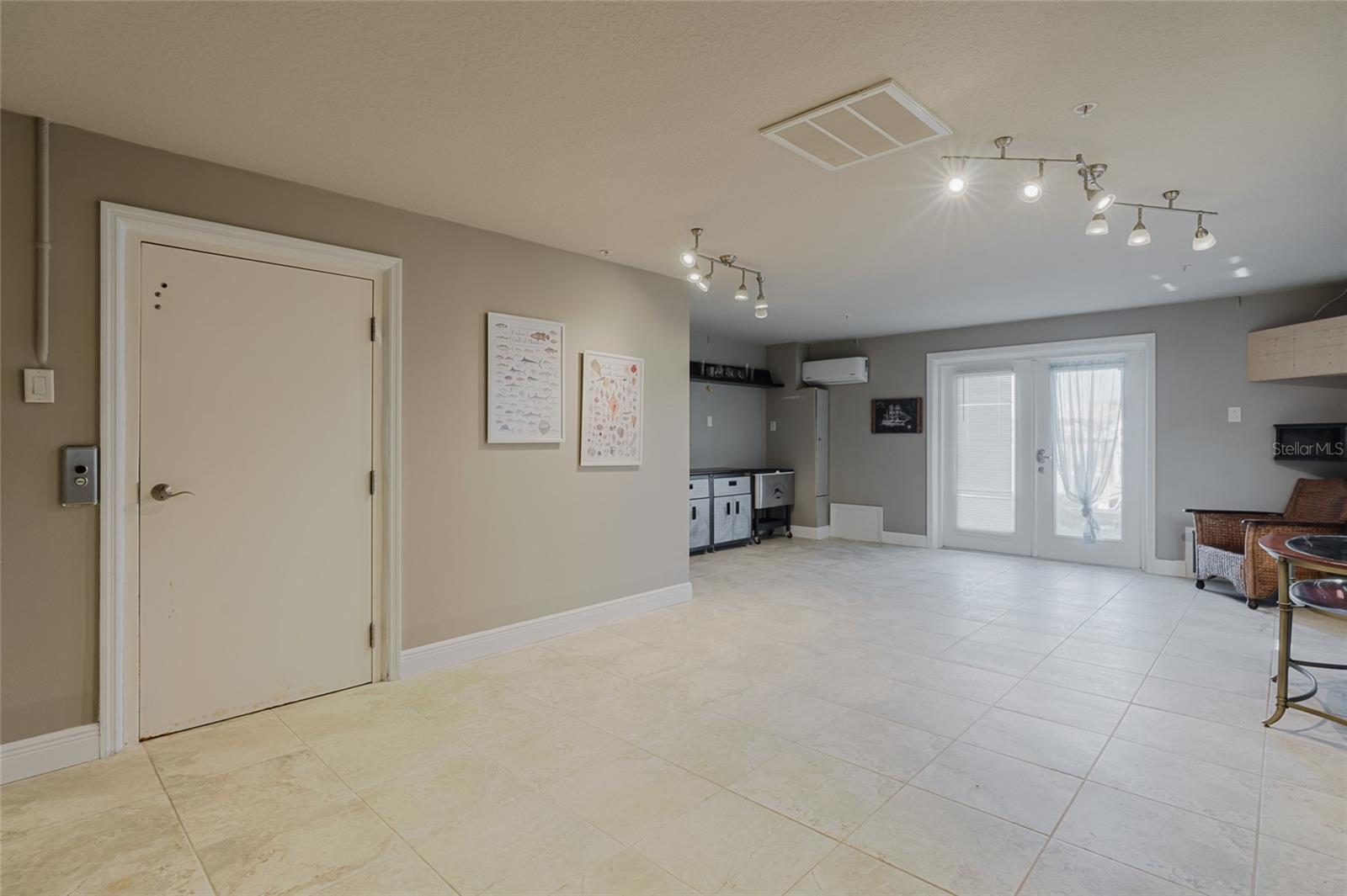 140 BRIGHTWATER DR #6, CLEARWATER BEACH, FL, 33767