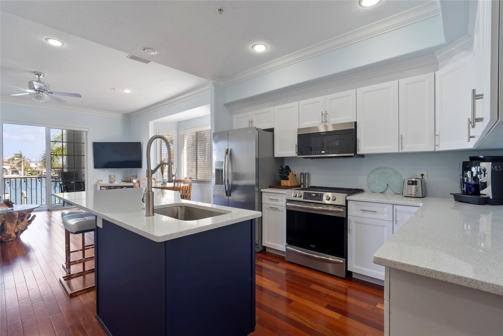 140 BRIGHTWATER DR #6, CLEARWATER BEACH, FL, 33767