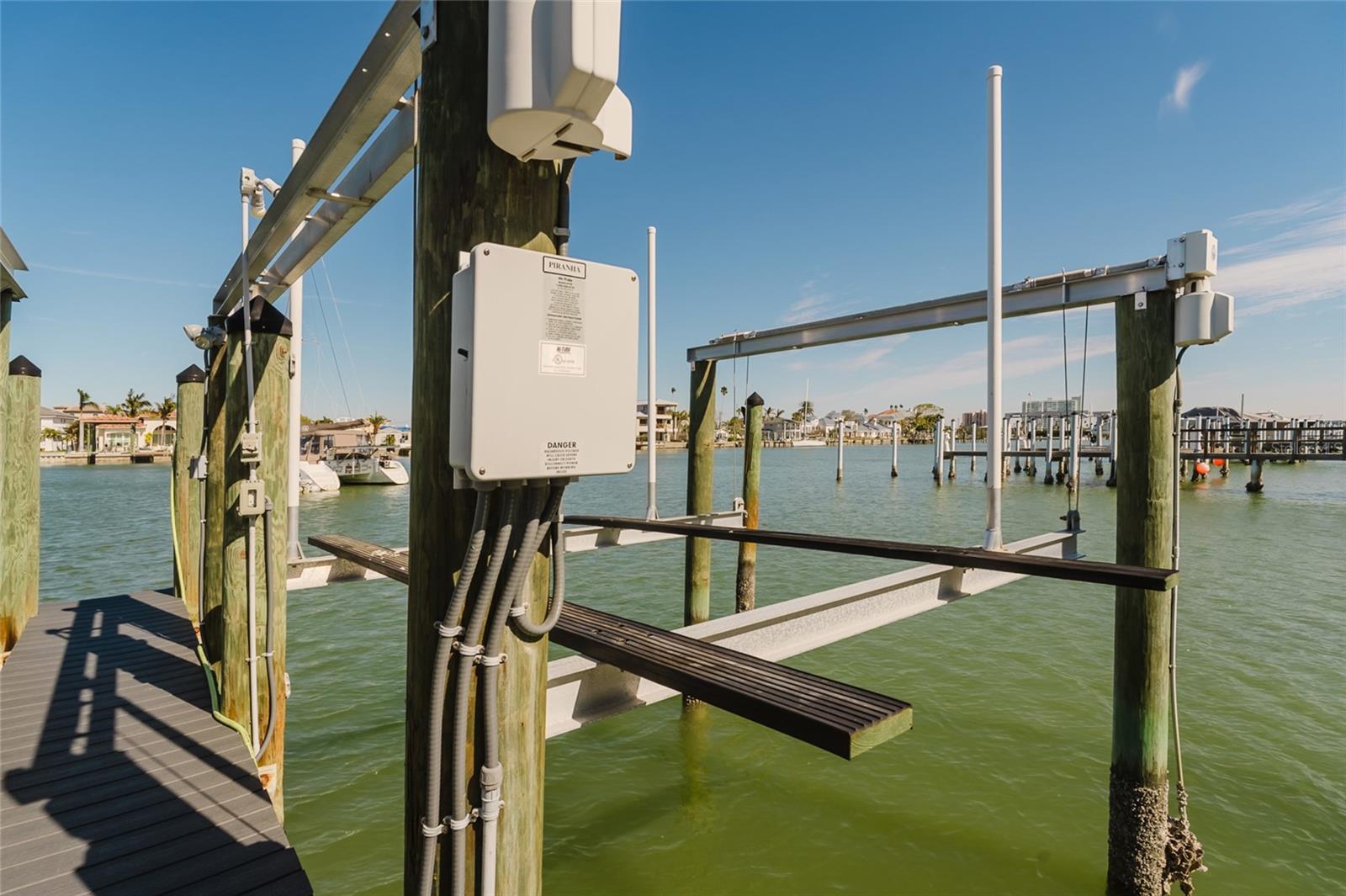 140 BRIGHTWATER DR #6, CLEARWATER BEACH, FL, 33767