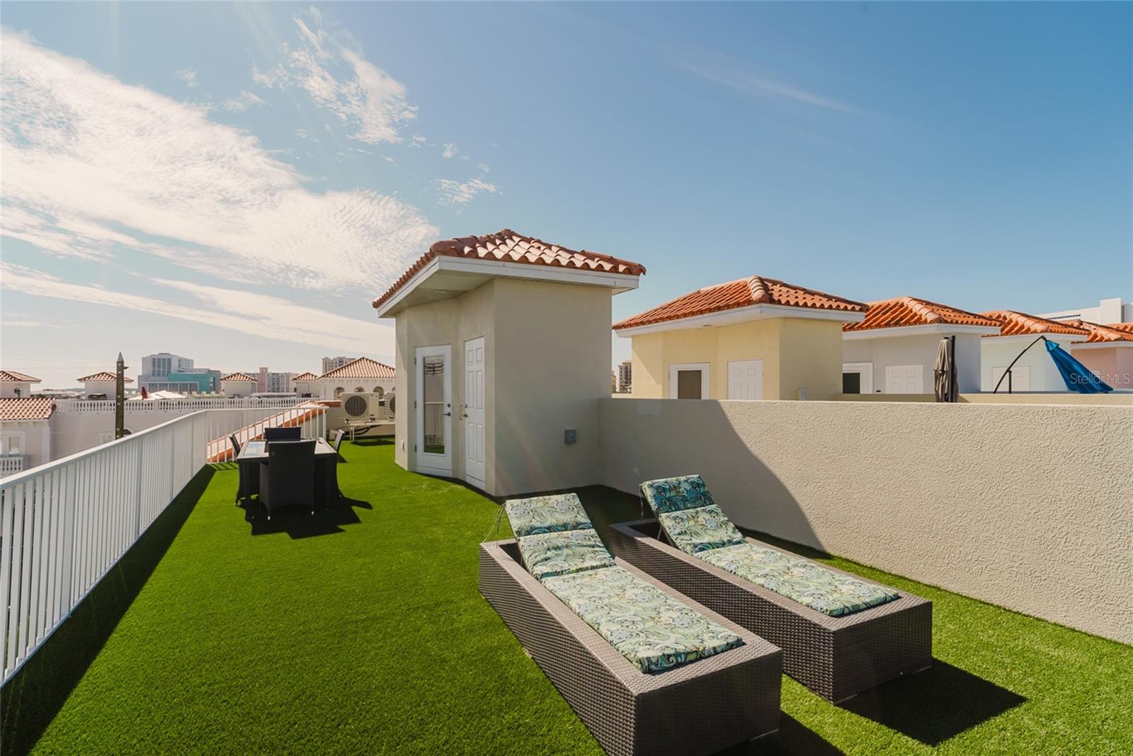 140 BRIGHTWATER DR #6, CLEARWATER BEACH, FL, 33767