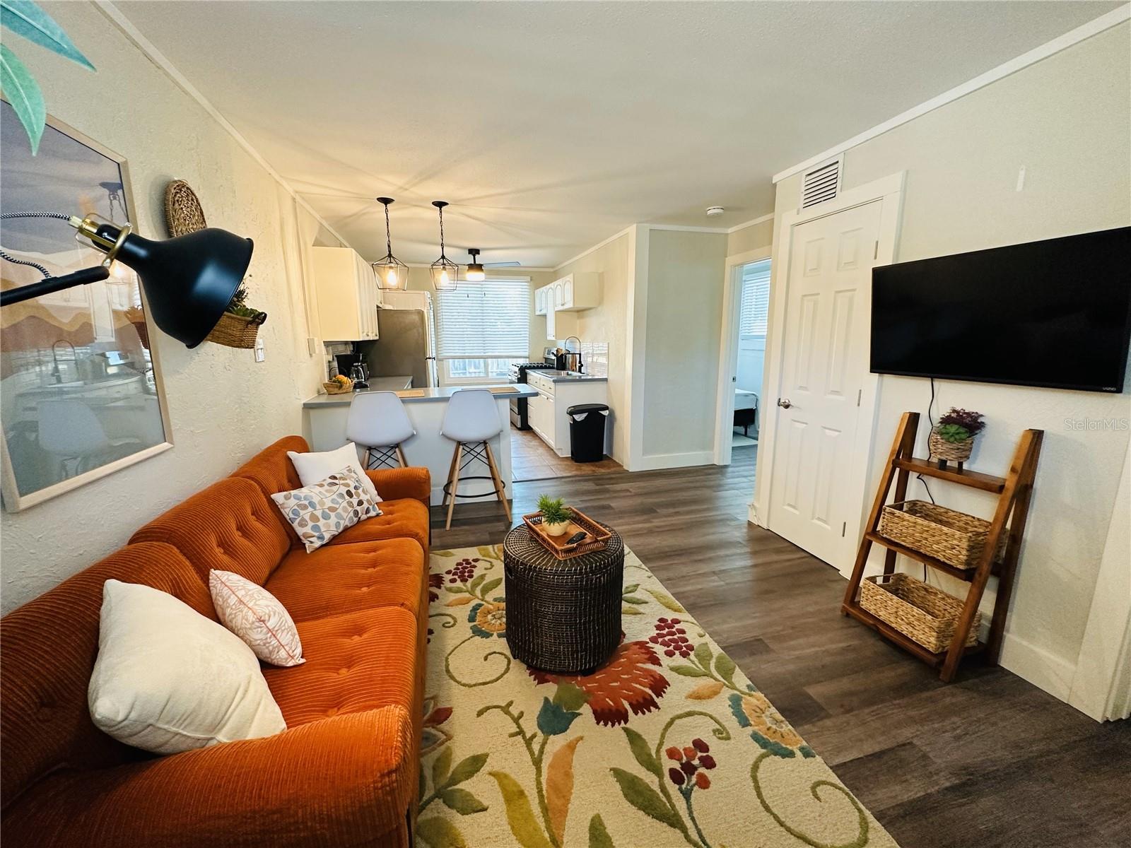 339 SUWANEE AVE, SARASOTA, FL, 34243