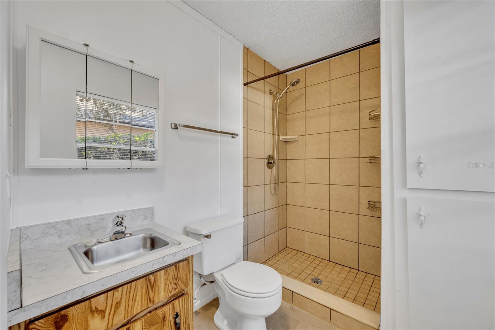 3 MADERA RD, DEBARY, FL, 32713