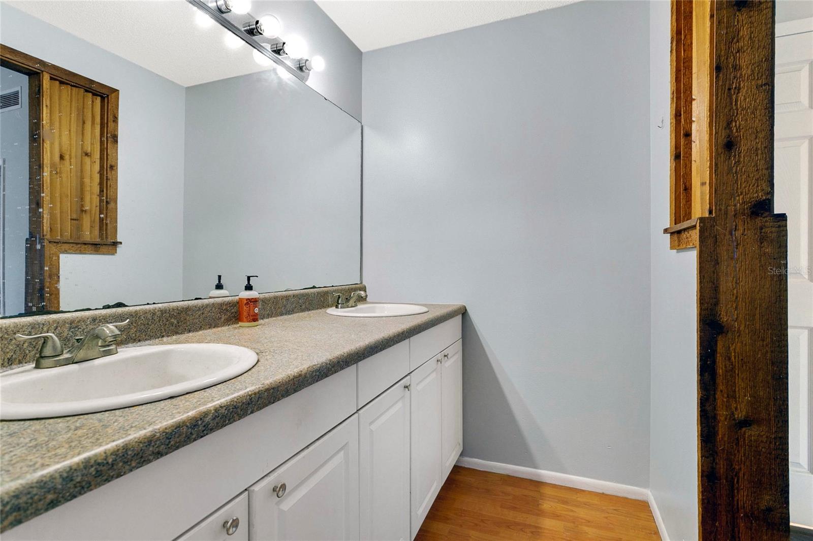 4012 MOORINGS LN #1, ORLANDO, FL, 32810