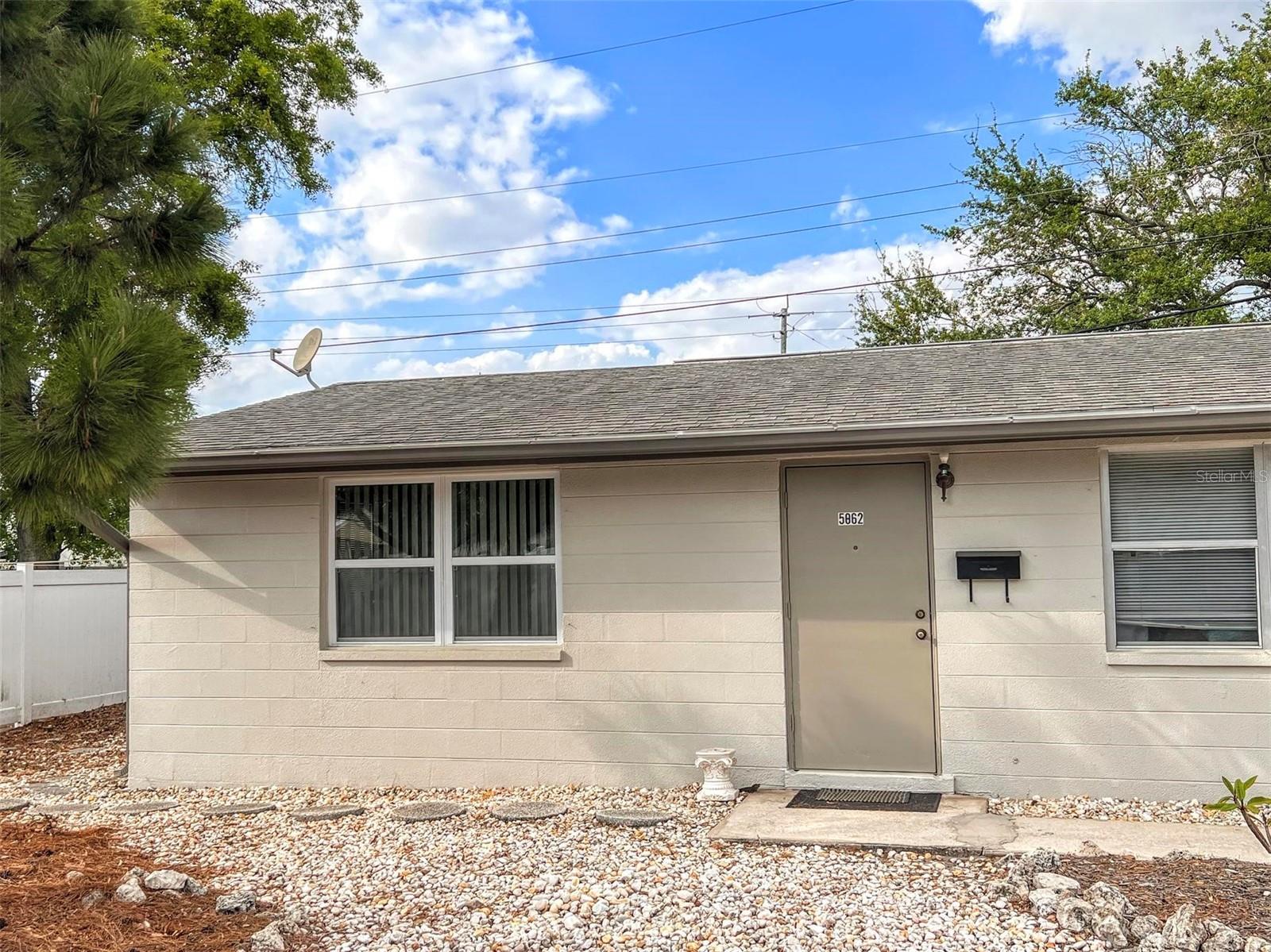5862 COLONIAL DR, SARASOTA, FL, 34231