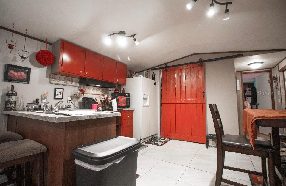 110 RABBIT TRACK RD, SATSUMA, FL, 32189