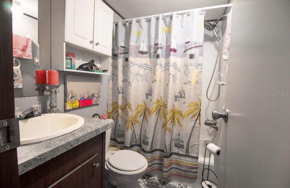 110 RABBIT TRACK RD, SATSUMA, FL, 32189