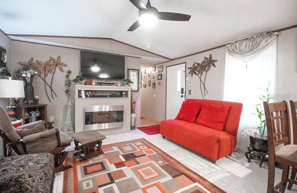 110 RABBIT TRACK RD, SATSUMA, FL, 32189