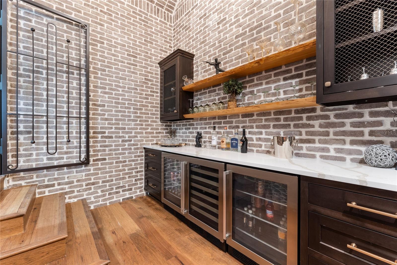 S5117387 Property Photo