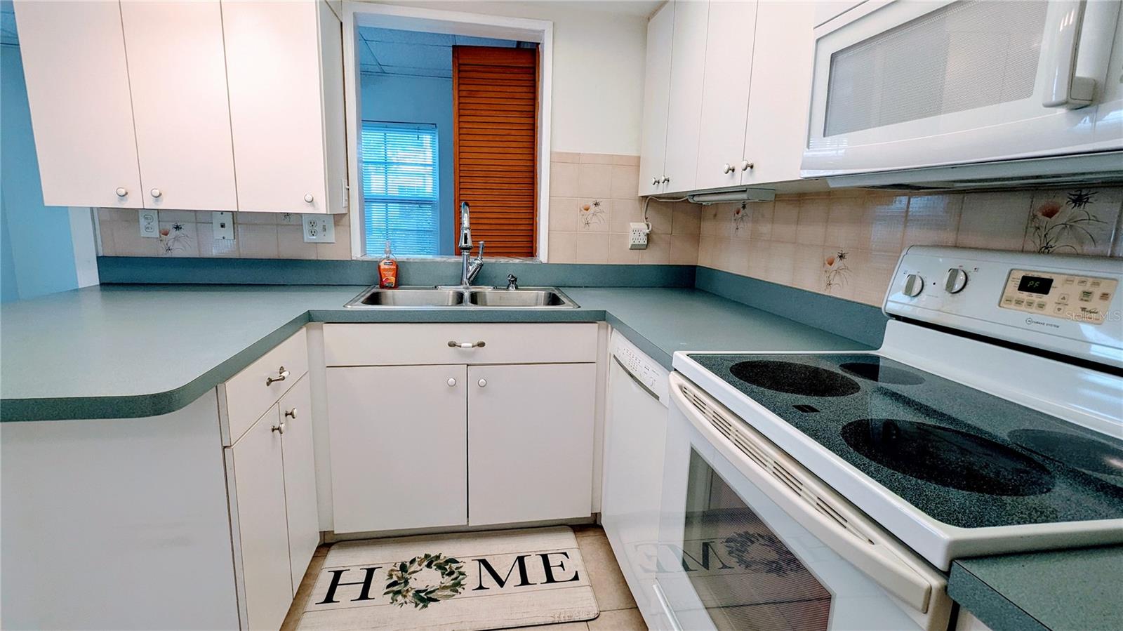 4158 TAMIAMI TRL #L5, PORT CHARLOTTE, FL, 33952