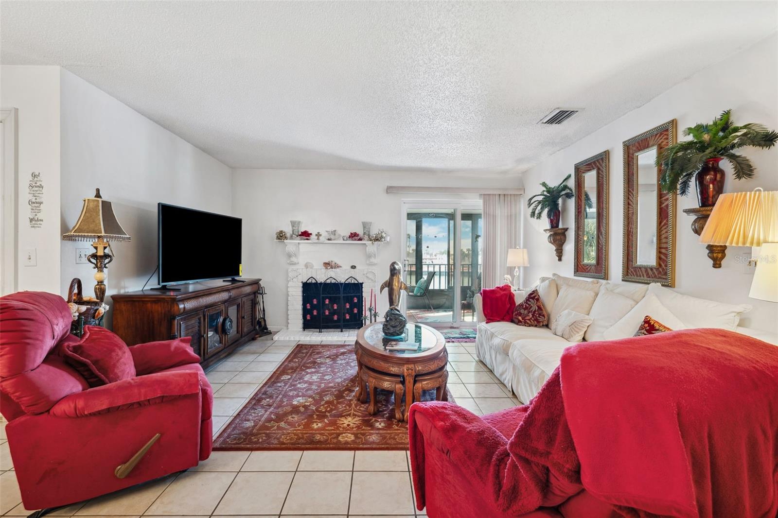 345 MEDALLION BLVD #C, MADEIRA BEACH, FL, 33708